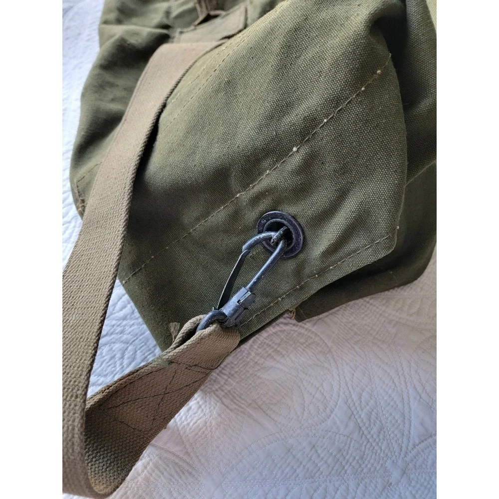 Vintage US Army Military Barrack Duffel Bag in Olive Drab Green Canvas